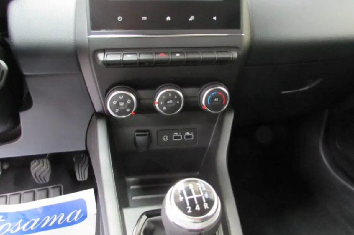 Renault Clio usata a Milano (10)