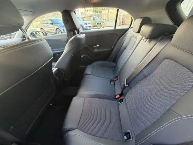 Mercedes-Benz Classe A Sedan usata a Potenza (13)