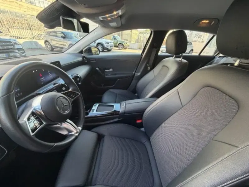Mercedes-Benz Classe A Sedan usata a Potenza (14)
