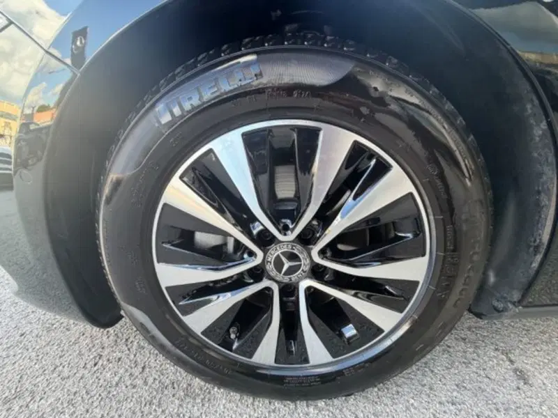 Mercedes-Benz Classe A Sedan usata a Potenza (16)