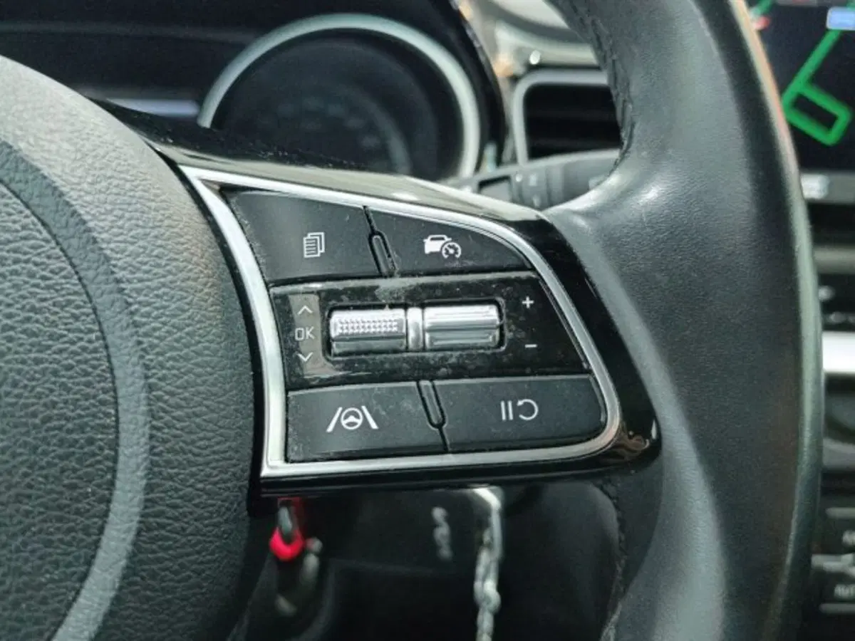 Kia XCeed usata a Catania (20)
