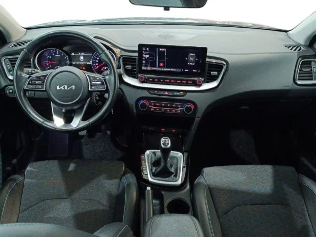 Kia XCeed usata a Catania (7)