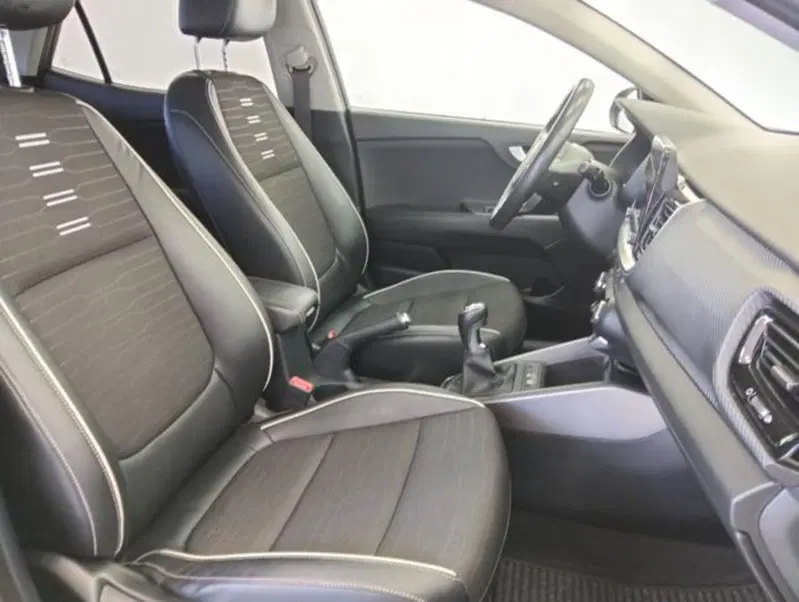 Kia Stonic usata a Como (3)