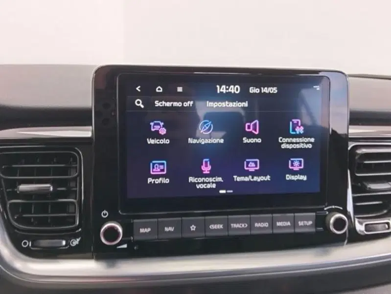 Kia Stonic usata a Como (15)