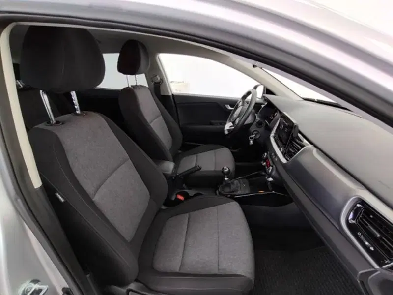 Kia Stonic usata a Como (3)