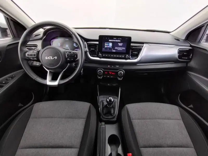 Kia Stonic usata a Como (4)