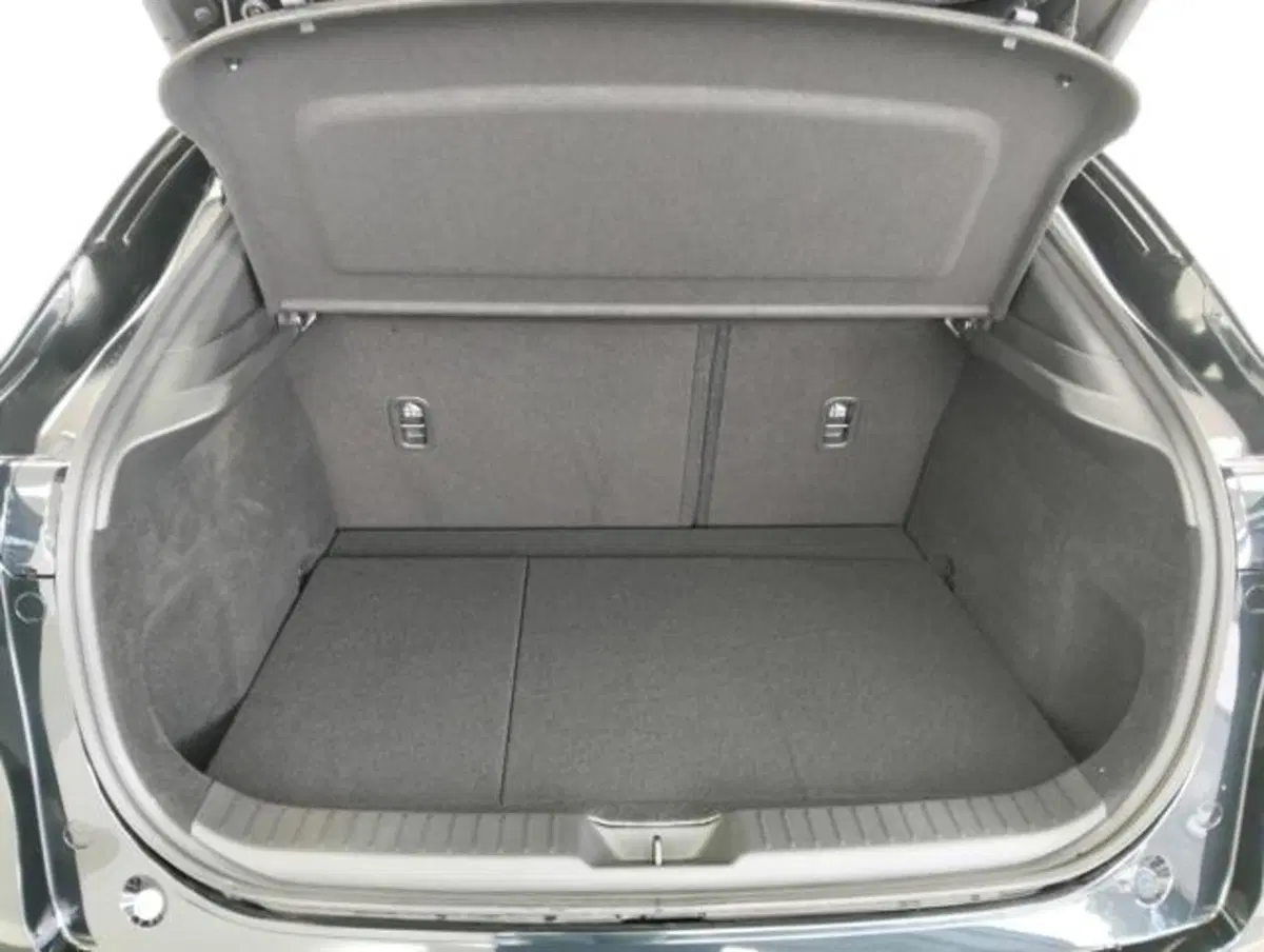 Mazda CX-30 nuova a Como (17)