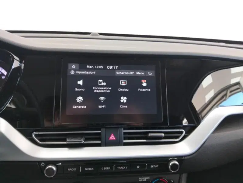 Kia Niro usata a Como (14)