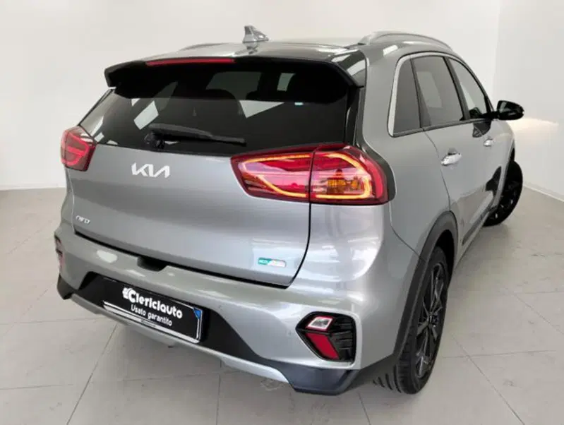 Kia Niro usata a Como (2)