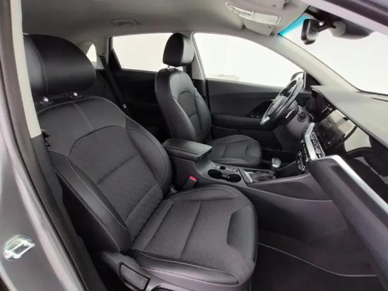 Kia Niro usata a Como (3)