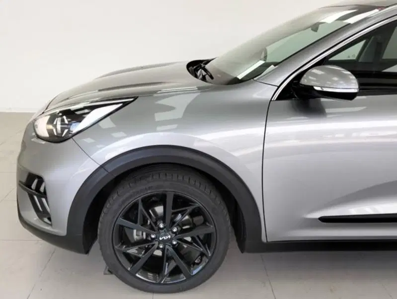 Kia Niro usata a Como (9)
