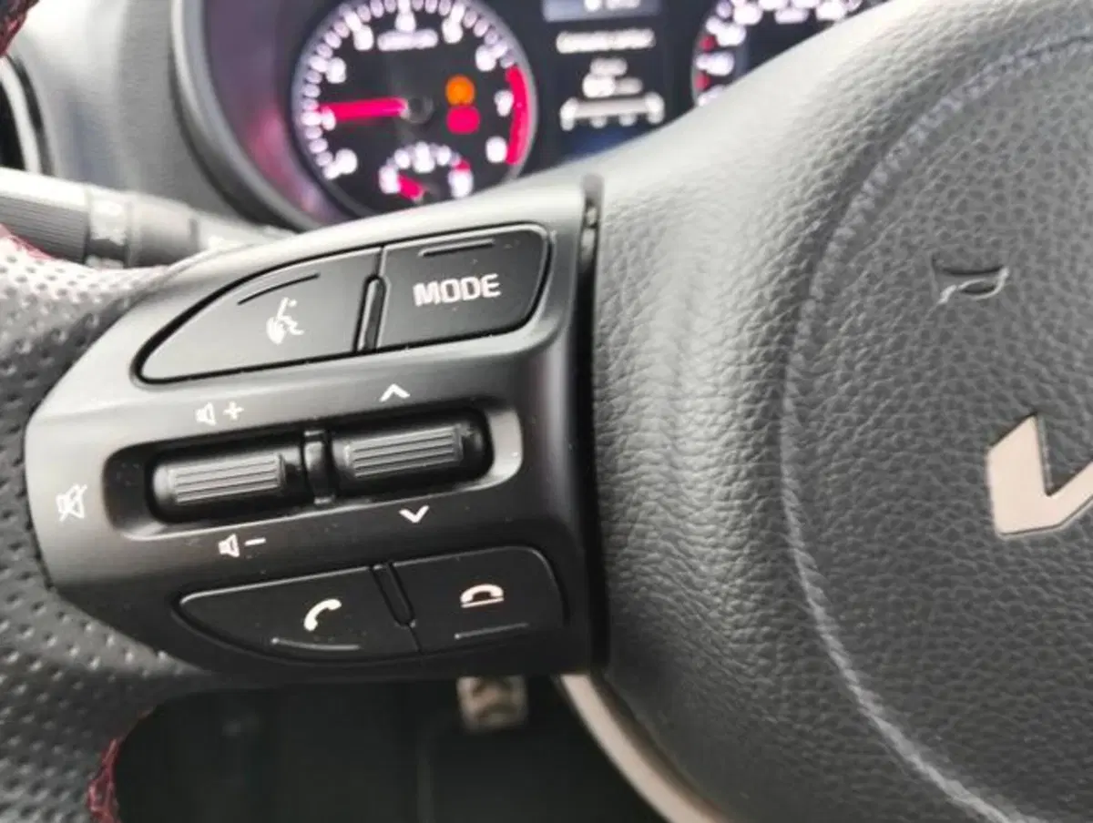 Kia Picanto usata a Como (11)