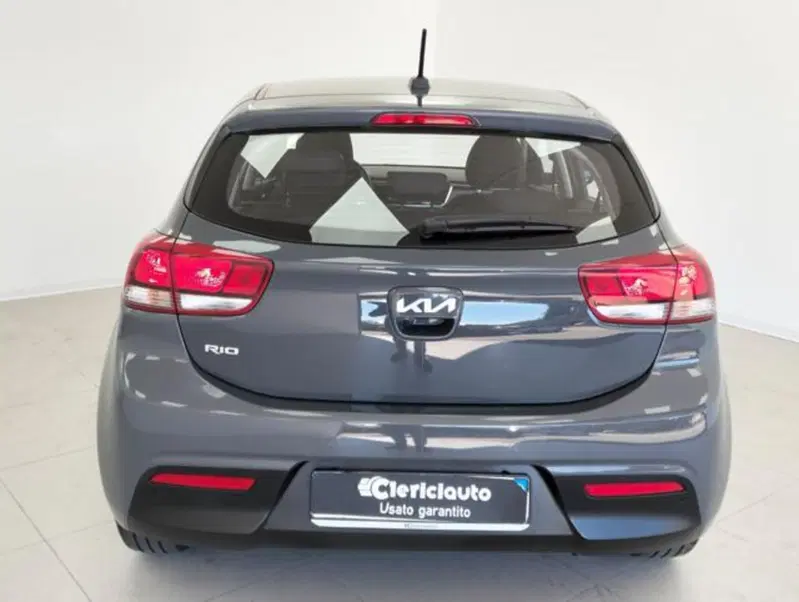 Kia Rio usata a Como (7)
