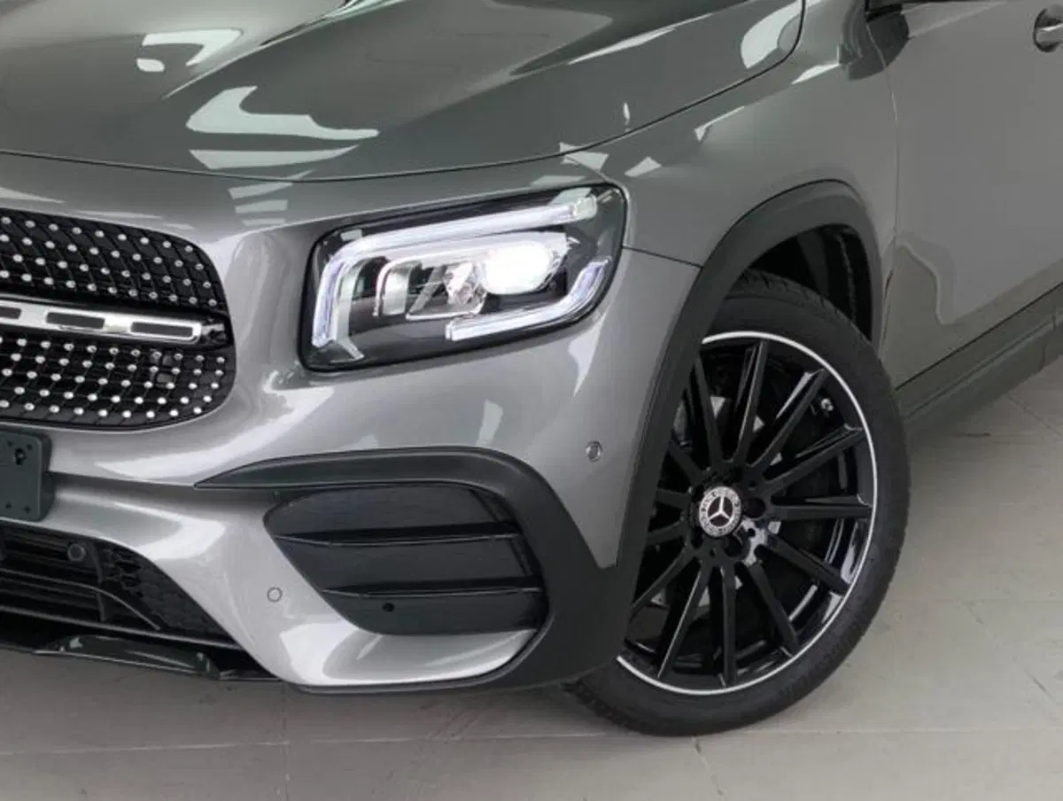 Mercedes-Benz GLB usata a Como (10)