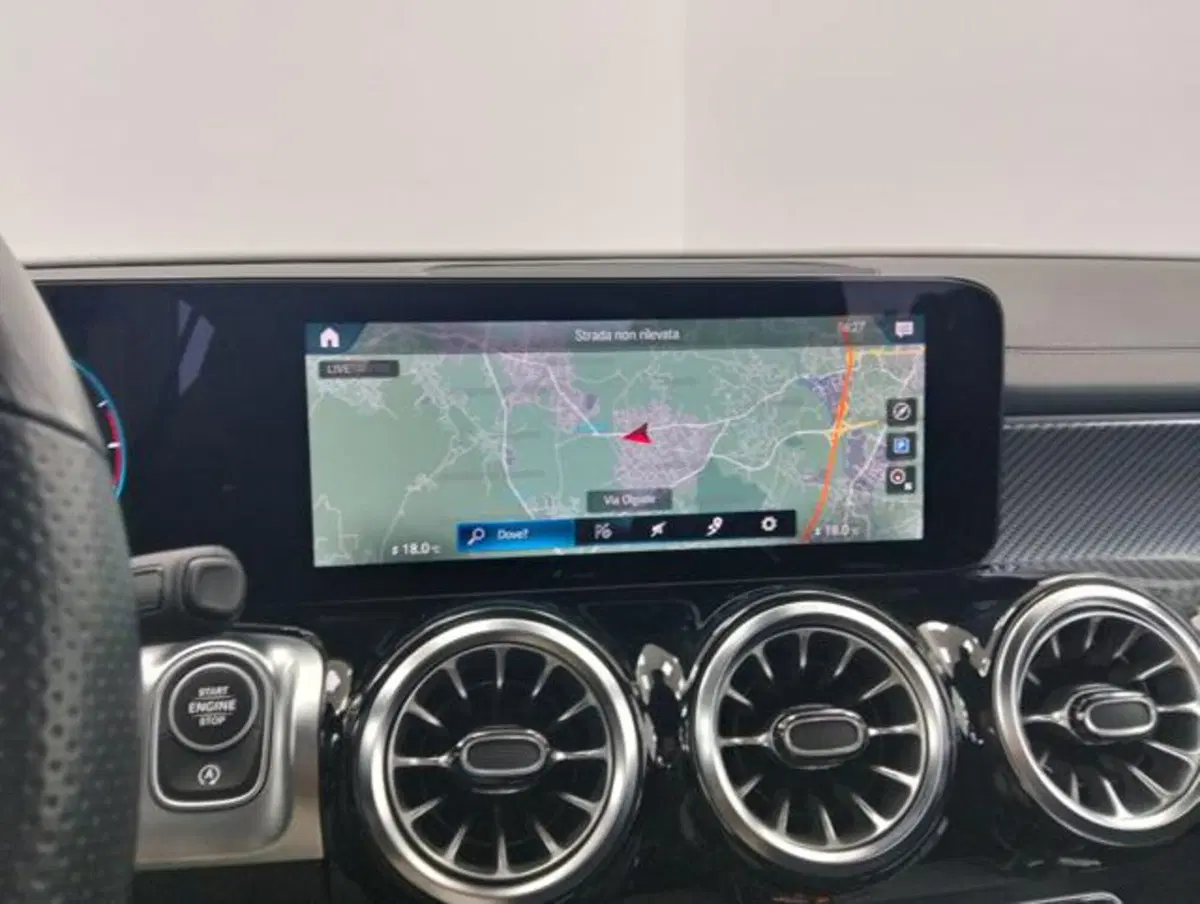 Mercedes-Benz GLB usata a Como (14)