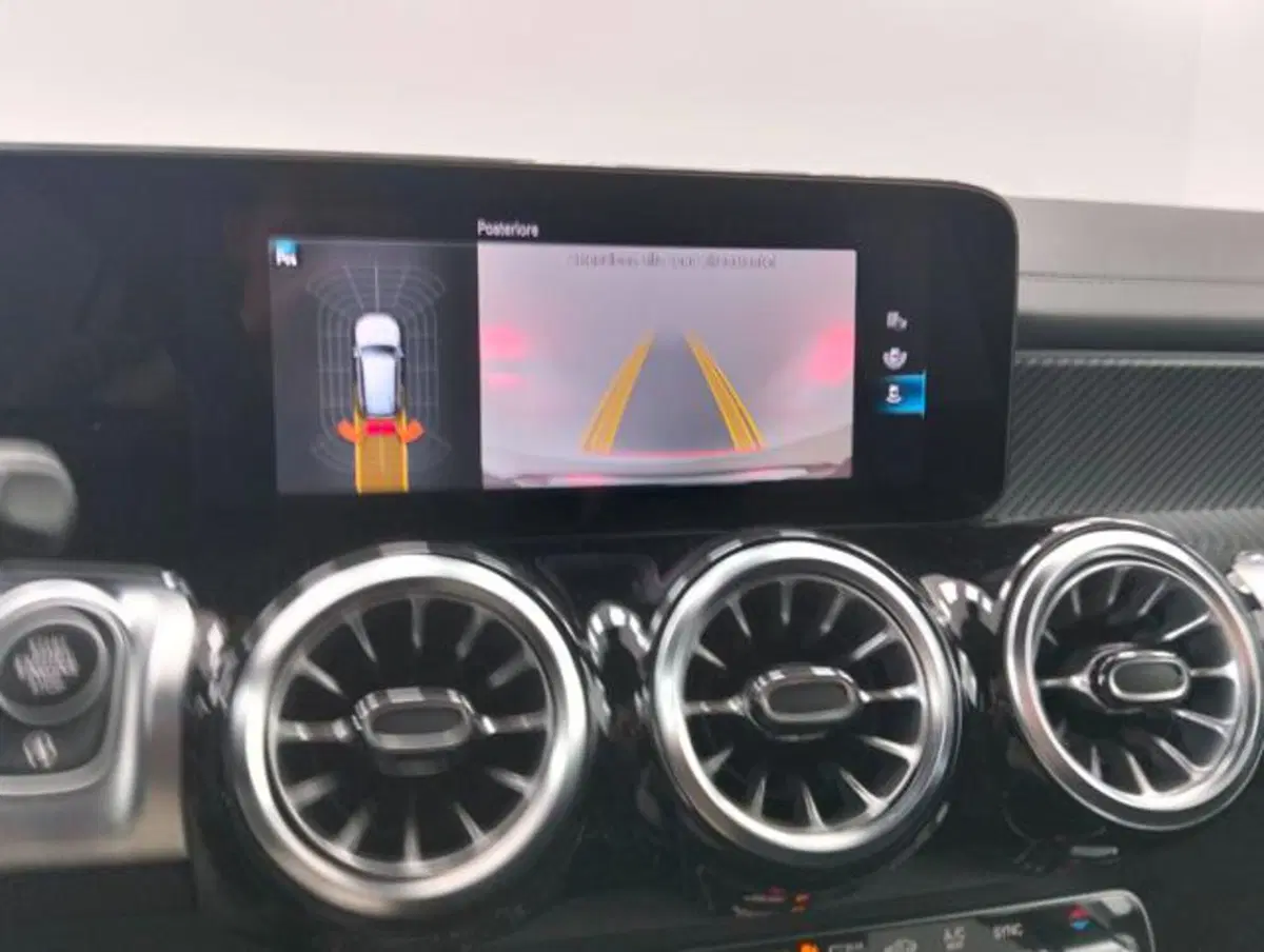 Mercedes-Benz GLB usata a Como (15)