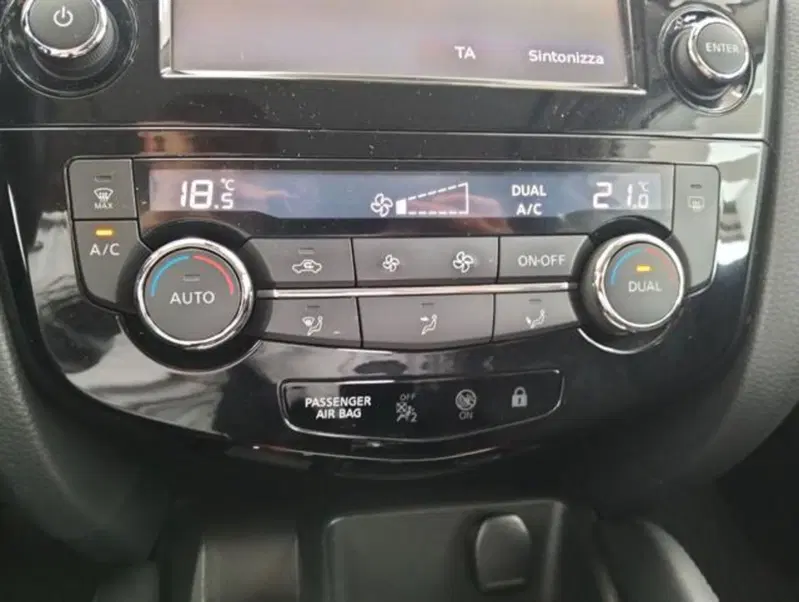 Nissan Qashqai usata a Como (14)