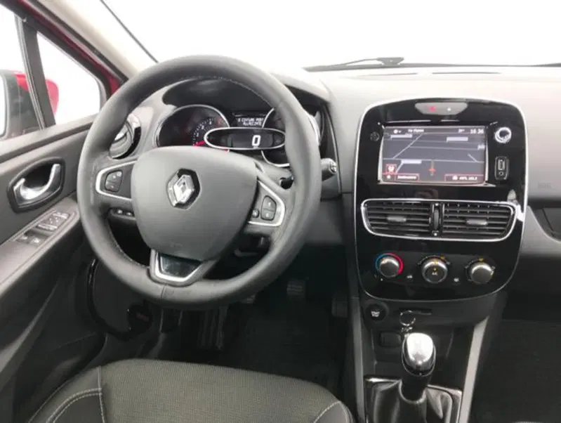 Renault Clio usata a Como (10)