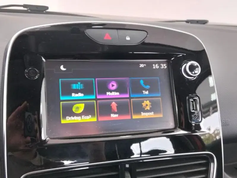 Renault Clio usata a Como (12)