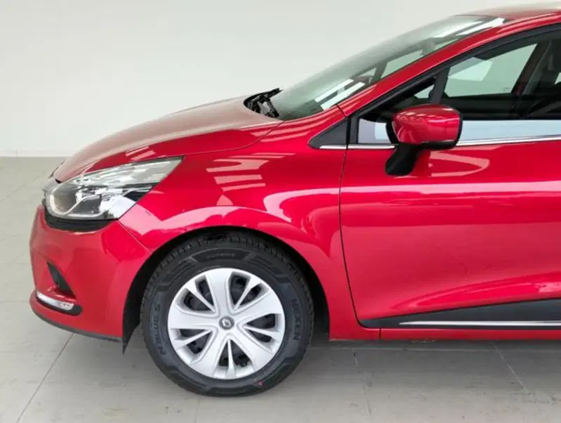 Renault Clio usata a Como (9)