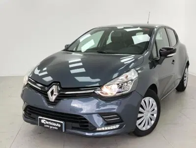 Renault Clio TCe 12V 75 CV 5 porte Moschino Zen del 2018 usata a Lurate Caccivio