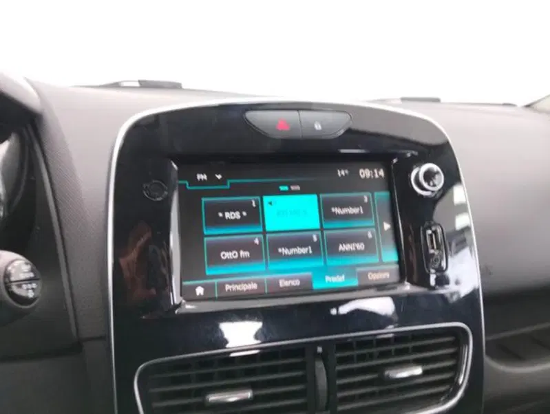 Renault Clio usata a Como (12)