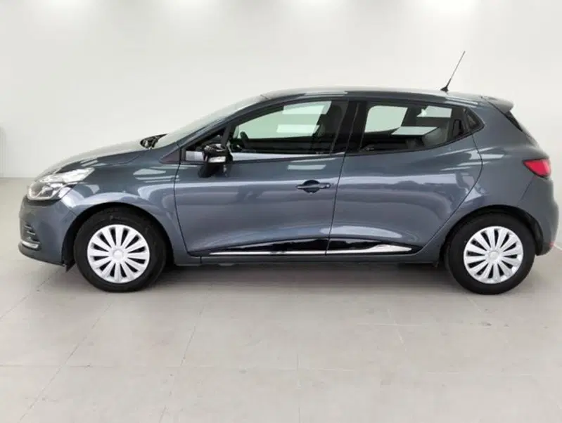 Renault Clio usata a Como (9)