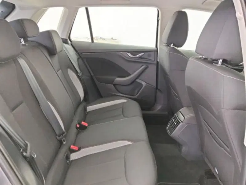 Skoda Kamiq usata a Como (5)
