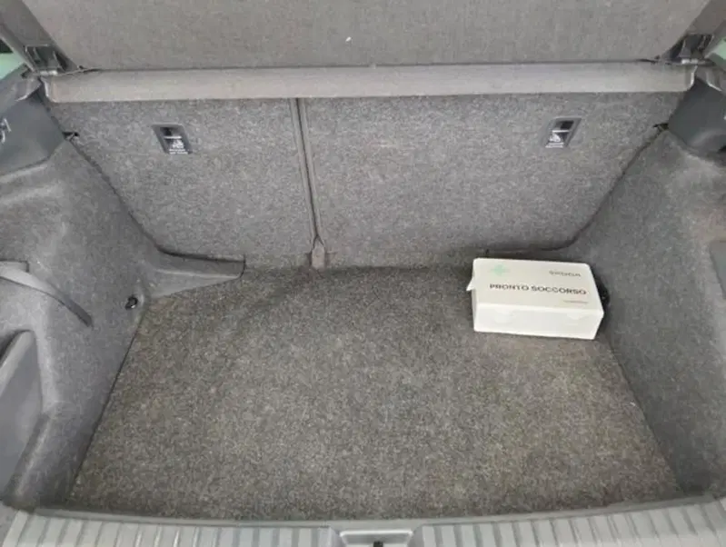 Skoda Kamiq usata a Como (15)