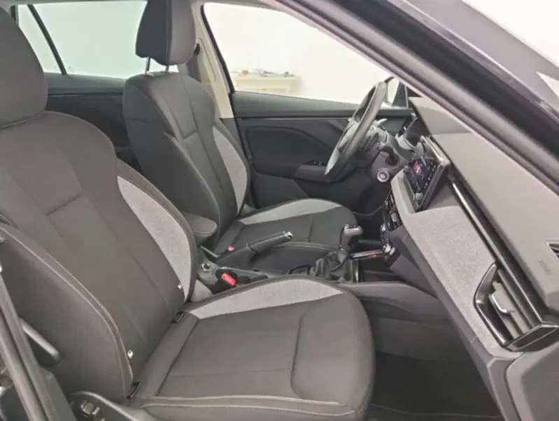 Skoda Kamiq usata a Como (3)