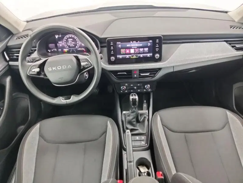 Skoda Kamiq usata a Como (4)