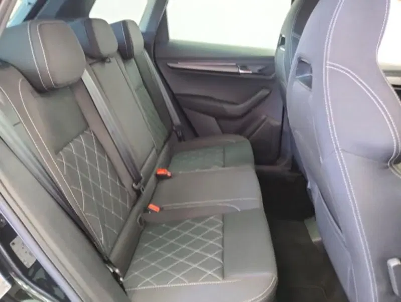 Skoda Karoq usata a Como (5)