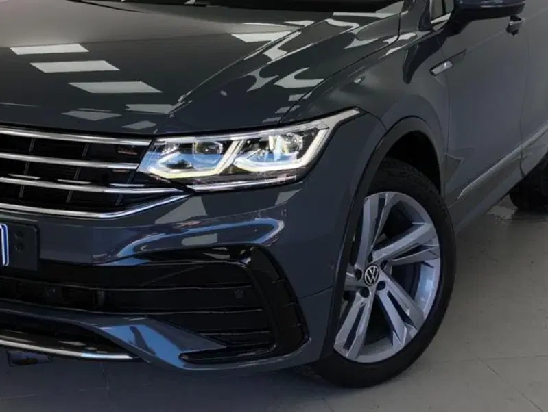Volkswagen Tiguan usata a Como (10)