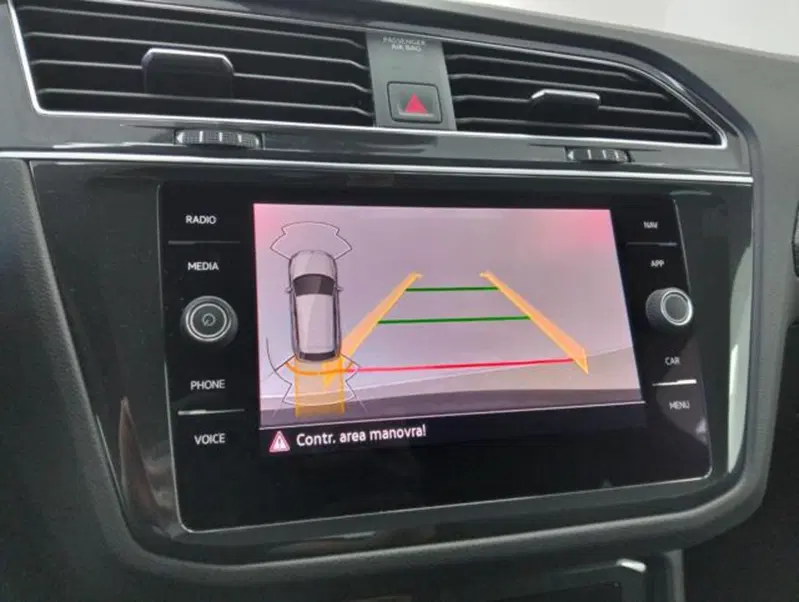 Volkswagen Tiguan usata a Como (12)