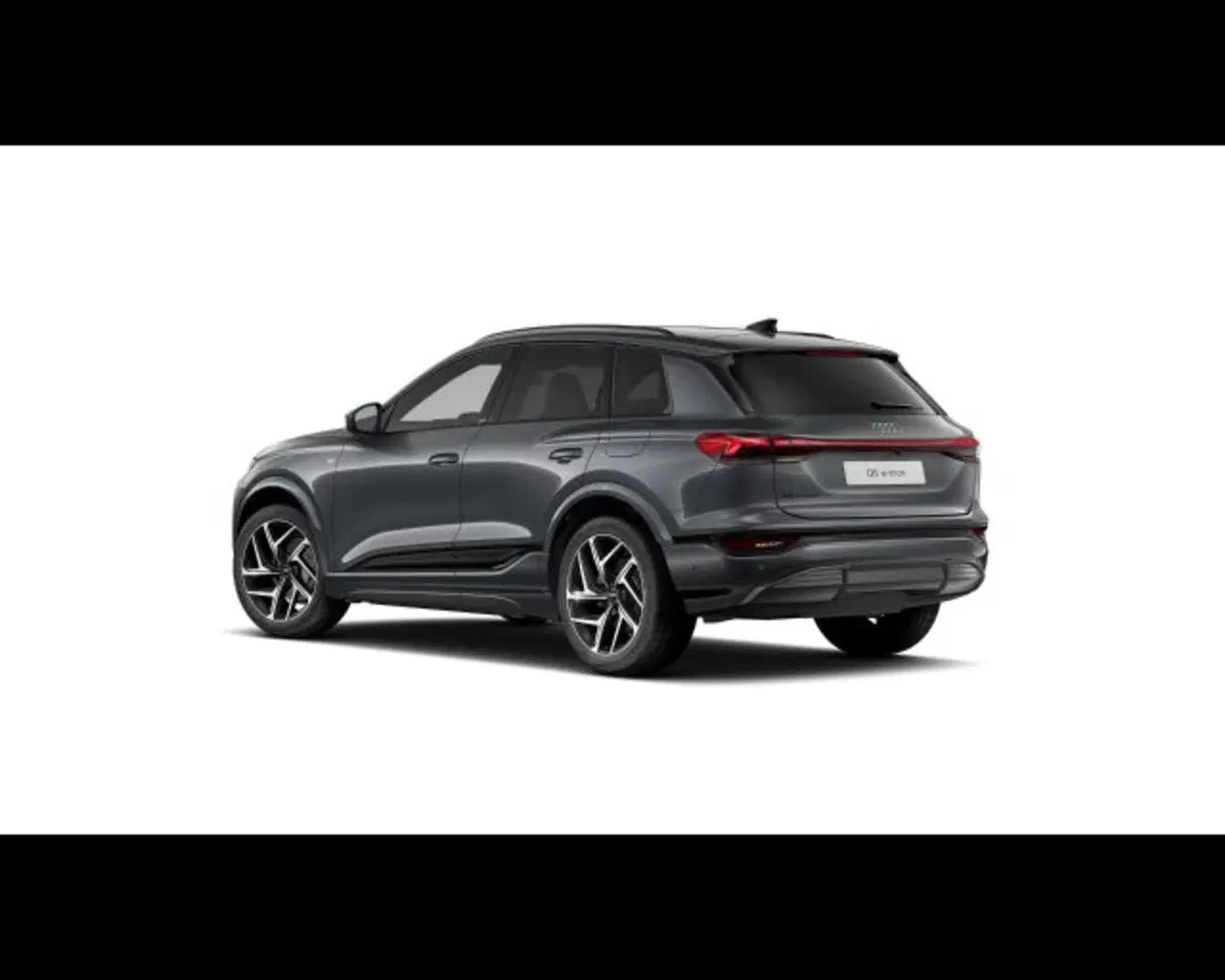 Audi e-tron nuova a Treviso (5)