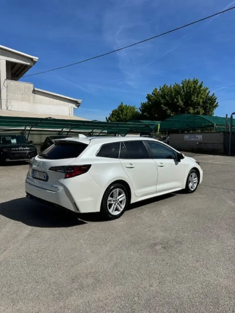 Suzuki Swace usata a Novara (11)
