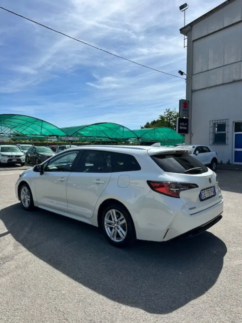 Suzuki Swace usata a Novara (12)