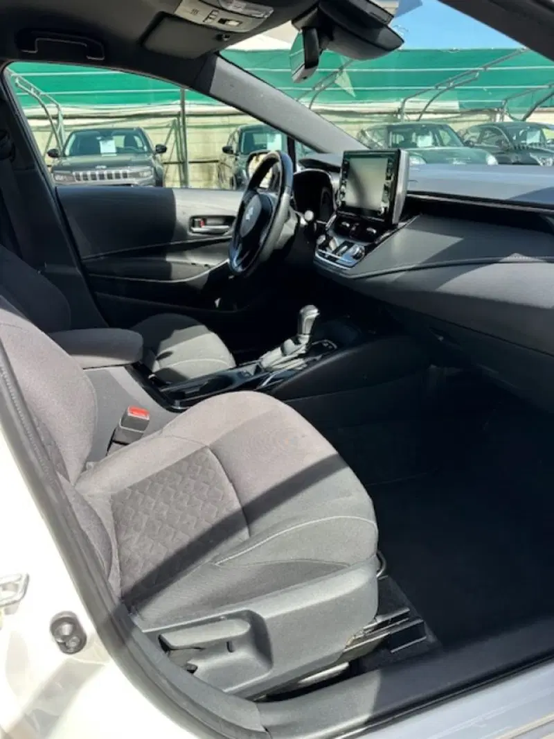 Suzuki Swace usata a Novara (8)