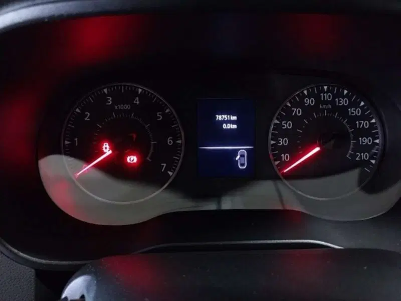 Dacia Duster usata a Firenze (13)