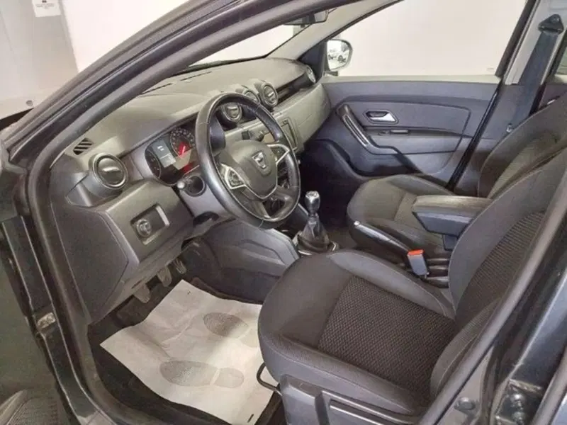 Dacia Duster usata a Firenze (7)