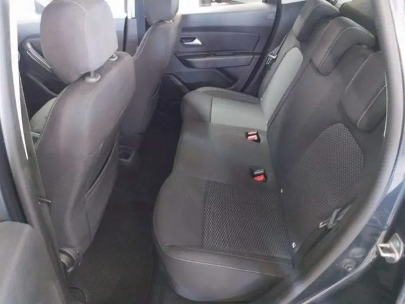 Dacia Duster usata a Firenze (8)