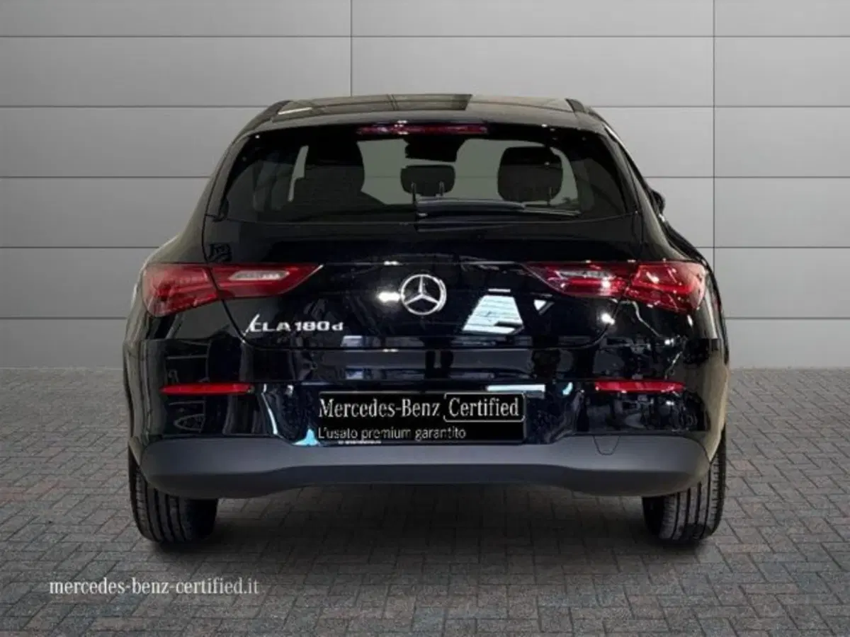 Mercedes-Benz CLA Shooting Brake usata a Bologna (4)
