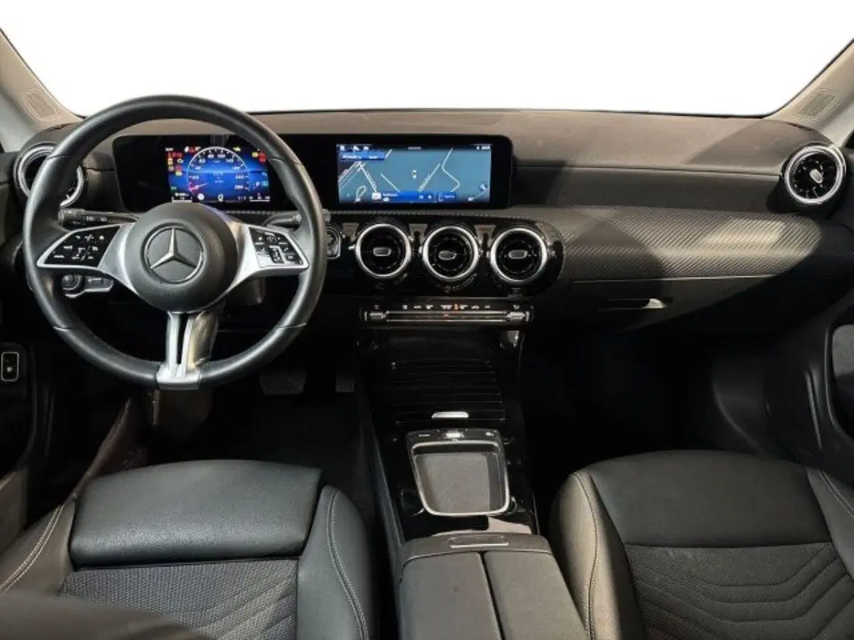 Mercedes-Benz CLA Shooting Brake usata a Bologna (9)