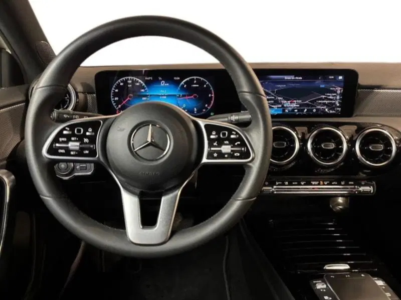 Mercedes-Benz Classe A usata a Bologna (11)