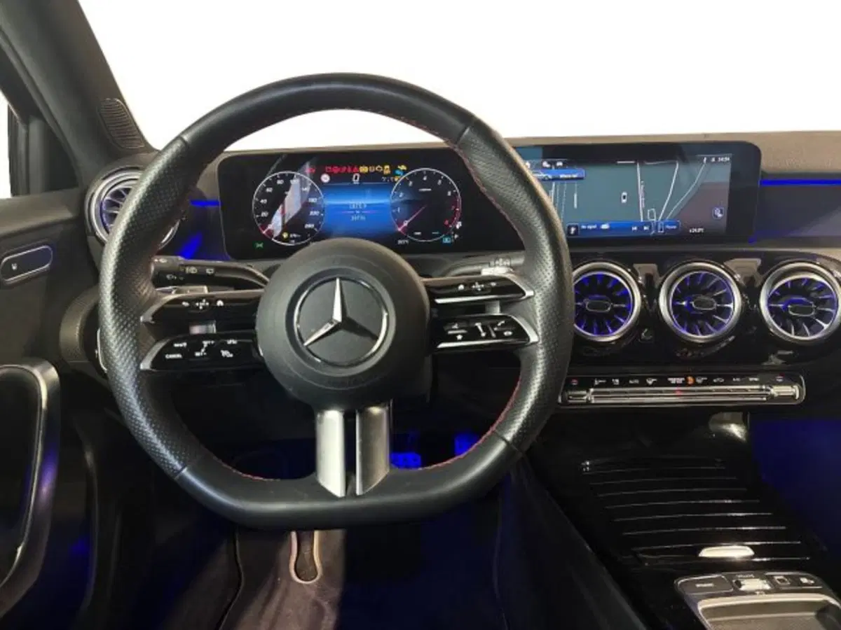 Mercedes-Benz Classe A usata a Bologna (11)
