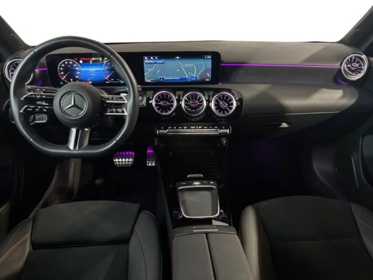Mercedes-Benz Classe A usata a Bologna (9)