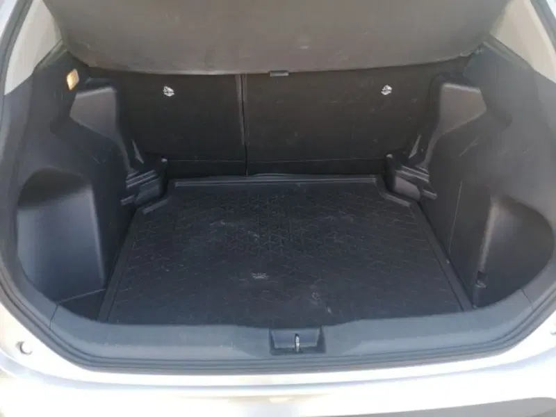 Toyota Yaris Cross usata a Roma (6)