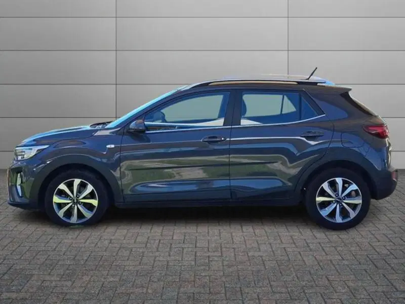 Kia Stonic usata a Roma (2)