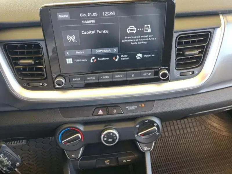 Kia Stonic usata a Roma (9)