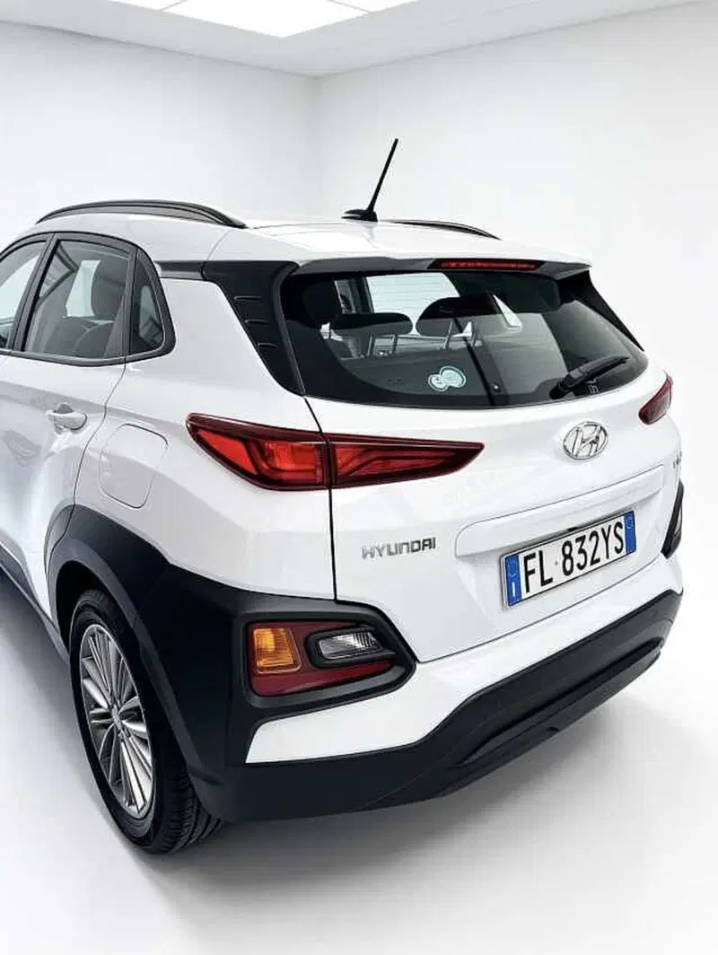 Hyundai Kona usata a Lecce (4)